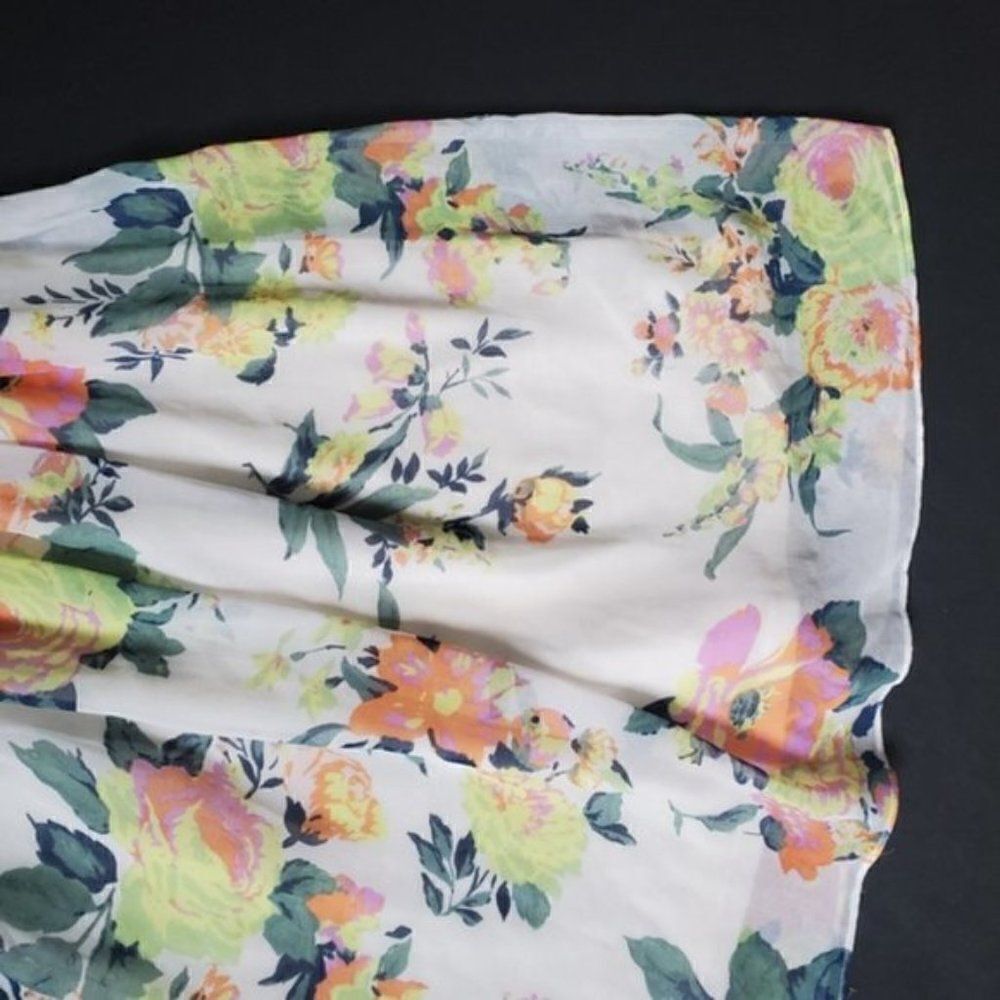 Kimchi Blue Strapless Floral Dress - Picture 9 of 10